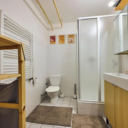 141 By Interhome