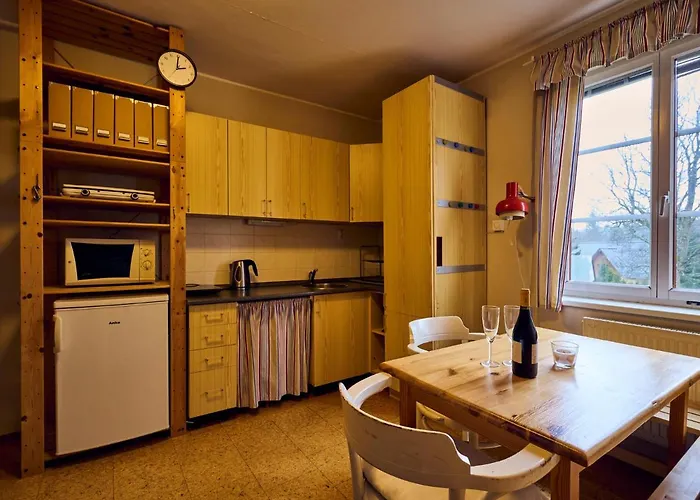141 By Interhome *