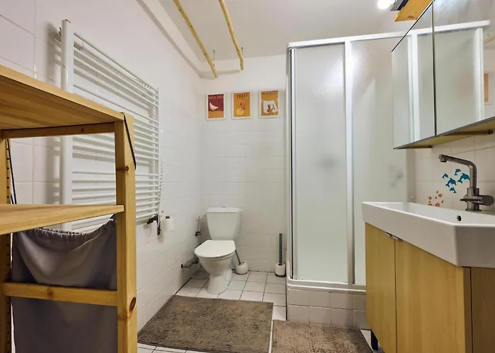 141 By Interhome